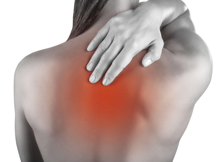 Alivia tus dolores de espalda con estos consejos para tratar contracturas musculares